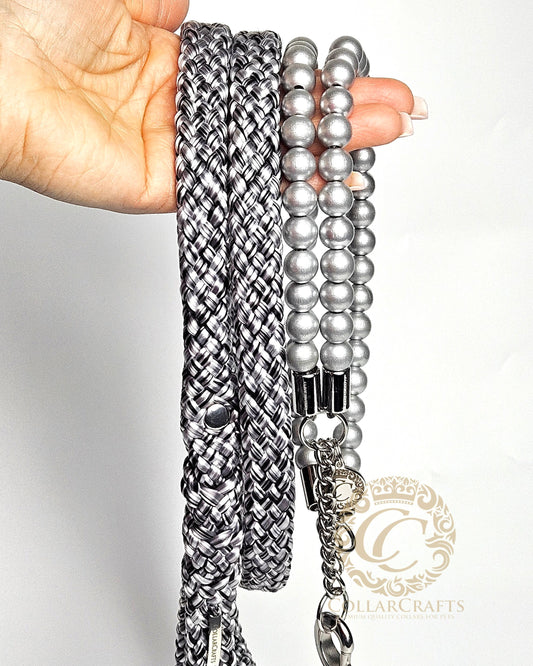 Dog leash Black Silver CollarCrafts with a matching beaded dog collar