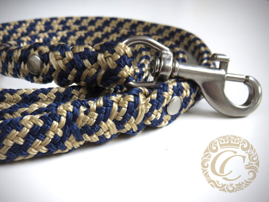 Dog leash for medium & large dogs Beige Blue | collarcrafts | leash handmade | dogcollar | collar | hondenhalsband | hondenband | Kattenhalsband | bead dog collars | cat mood collar | beaded dog collar | beaded dog collars | wooden bead dog collars | alu max com dog collars | beaded collars for dogs | rainbow dog collars | collarcrafts