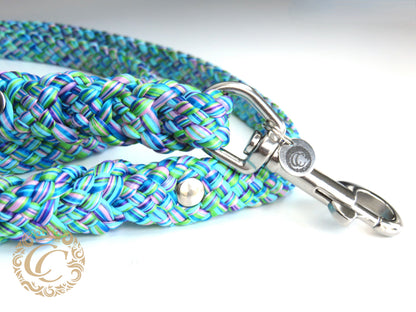 Dog leash Morning Mist | Handmade Dog Leashes | Dog leash paracord | CollarCrafts | dogleash | leash | hondenhalsband | honden leiband | paracord dog lead | Dog leash washable | paracord leash | Green purple dog leash | custom dog leash | Fancy leash  for large dogs | dog collar leash set | collarcrafts