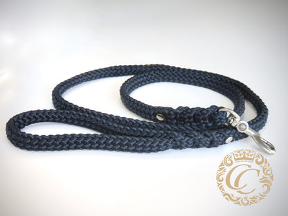 Dog leash Dark Blue | Handmade Dog Leashes | Dog leash paracord | CollarCrafts | dogleash | leash | hondenleiband | honden leiband | paracord dog lead | Dog leash washable | paracord leash | Green dog leash | custom dog leash | Green dog leash | dog collar leash set | collarcrafts