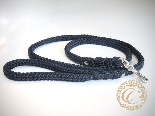 Dog leash Dark Blue | Handmade Dog Leashes | Dog leash paracord | CollarCrafts | dogleash | leash | hondenleiband | honden leiband | paracord dog lead | Dog leash washable | paracord leash | Green dog leash | custom dog leash | Green dog leash | dog collar leash set | collarcrafts