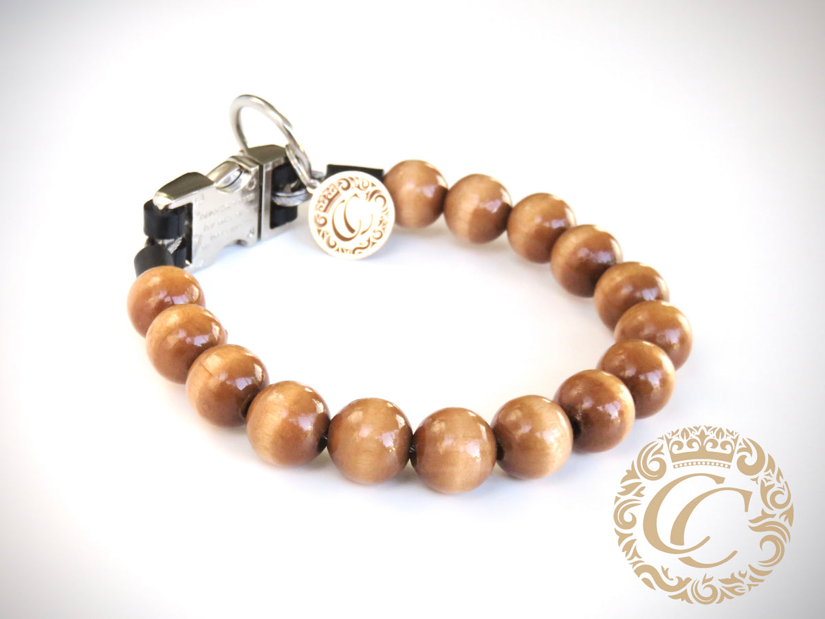 Dog collar Honey Mini | dogcollar | collar | CollarCrafts | Luxury dog collars | Designer dog collars | honden halsband | bead dog collars | brown beads collar | unbreakable dog necklace | martingale dog collars | wooden bead dog collars | alu max com dog collars | beaded collars for dogs | brown dog collars