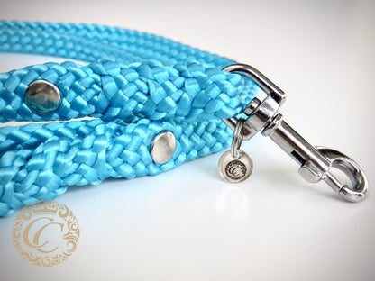 Dog leash for small & medium dogs Sky Blue Mini | collarcrafts leash handmade | dogleash | paracord leash for small dogs | hondenleiband | leiband | dog leash small dog | cat leash | mini dog leash | Colorfull Dog Leash | Washable dog leash | Fancy dog leash Mini | collarcrafts leash handmade | Blue dogleash | leash paracord