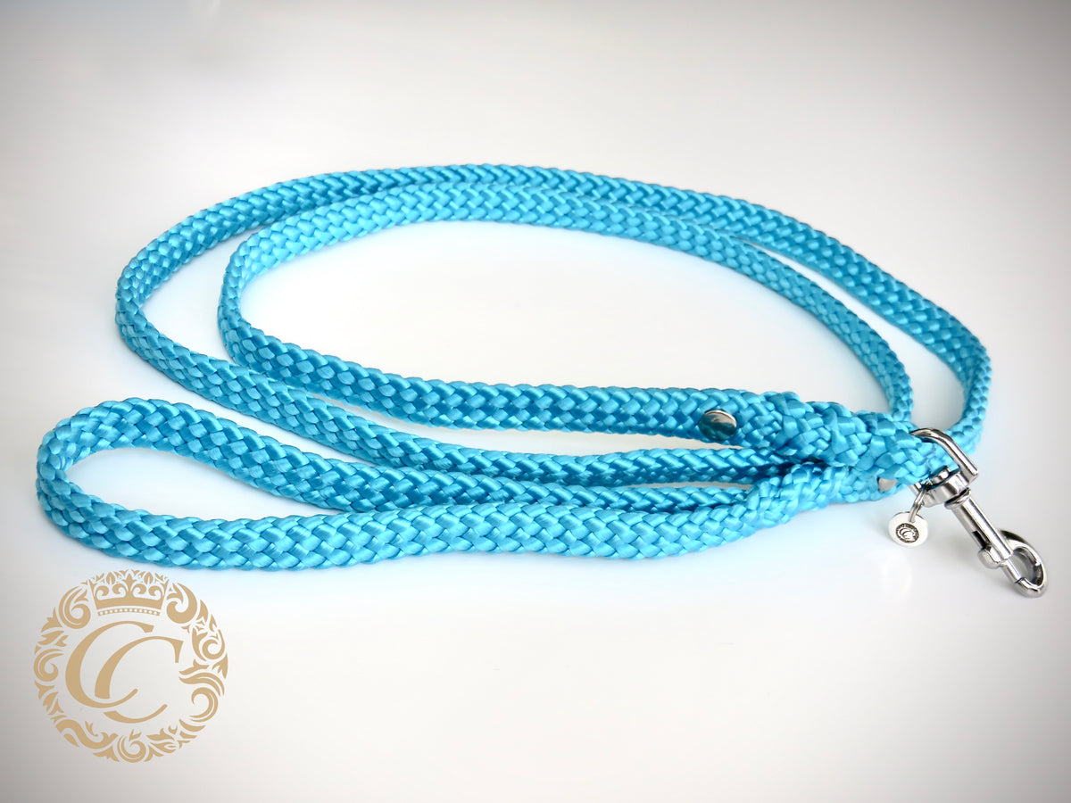 Dog leash for small & medium dogs Sky Blue Mini | collarcrafts leash handmade | dogleash | paracord leash for small dogs | hondenleiband | leiband | dog leash small dog | cat leash | mini dog leash | Colorfull Dog Leash | Washable dog leash | Fancy dog leash Mini | collarcrafts leash handmade | Blue dogleash | leash paracord 