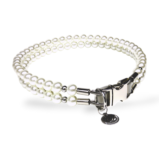 Dog collar Chic Pearls | Pearls dog collar | Bride mate dog collar |Luxury Dog Collars | Chic dog Collar | CollarCrafts | dogcollar | collar | honden halsband | Buckle dog collar | bead dog collars | Girly dog collar | Pearl dog collar | Unbreakable dog necklaces | alu max com dog collars | beaded collars for dogs | Wedding dog collars