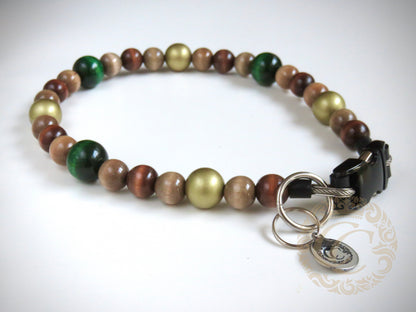 Handmade dog collar Golden Pine | Dog Collars | Cat Collars | CollarCrafts | Christmas dog collar | dogcollar | collar | hondenhalsband | hondenband | Kattenhalsband | bead dog collars | cat mood collar | beaded dog collar | beaded dog collars | wooden bead dog collars | alu max com dog collars | beaded collars for dogs | rainbow dog collars | collarcrafts
