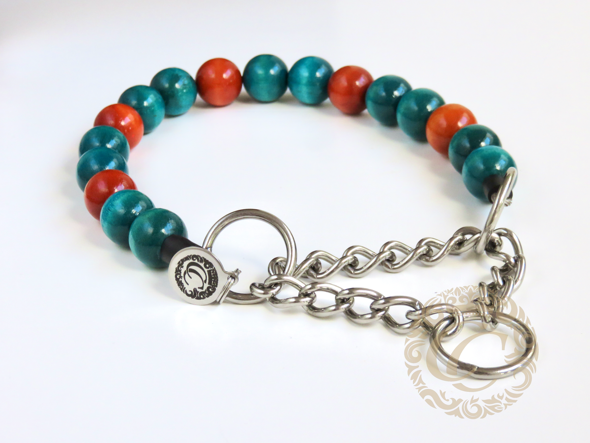 Dog collar Turquoise Orange Maxi | dog collars and leashes | CollarCrafts | dogcollar | handmade dog collar | hondenhalsband | turquoise orange collar | bead dog collars | design dog collar | luxury dog collars | martingale dog collars | wooden bead dog collars | alu max com dog collars | beaded collars for dogs | turquoise dog collars