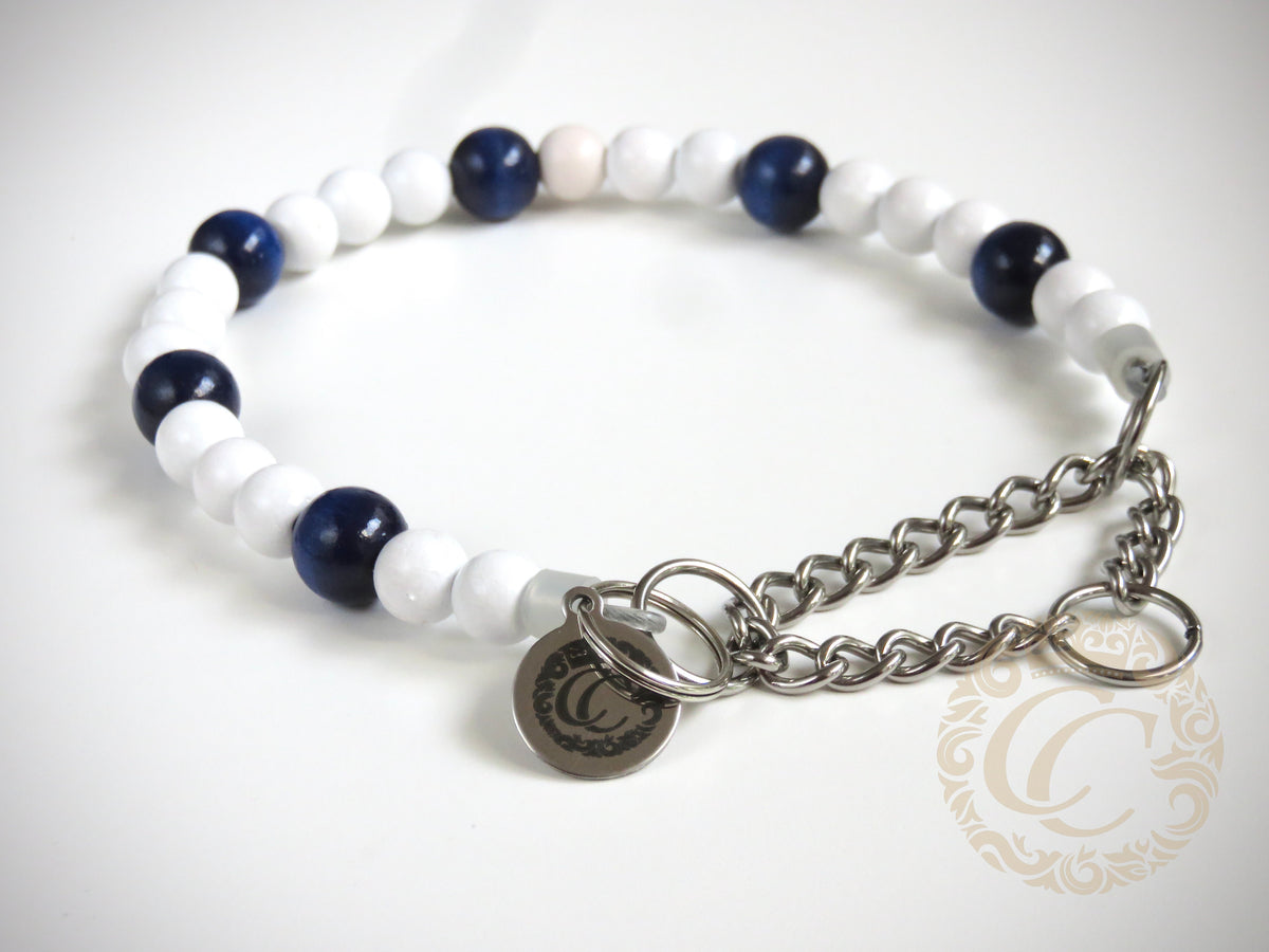 Handmade dog collar "White Blue Mini" | Dog Collars | Cat Collars | CollarCrafts | dogcollar | collar | hondenhalsband | hondenband | Kattenhalsband | bead dog collars | cat mood collar | beaded dog collar | beaded dog collars | wooden bead dog collars | alu max com dog collars | beaded collars for dogs | rainbow dog collars | collarcrafts