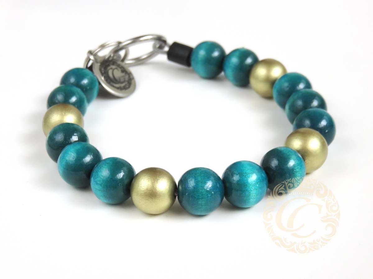 Handmade dog collar "Turquoise Gold" | Dog Collars | CollarCrafts | dogcollar | collar | hondenhalsband | bead dog collars | mood collar | beaded dog collar | beaded dog collars | wooden bead dog collars | alu max com dog collars | beaded collars for dogs | rainbow dog collars | collarcrafts
