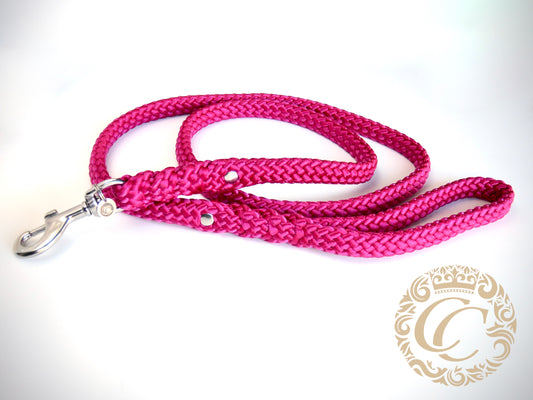 Handmade dog leash Dark Fuchsia | Dog Leashes | Dog Collars | Design dog leashes and collars | CollarCrafts | dogleash | leash | hondenhalsband | handmade leashes | durable dog leashes | dog collar leash set | honden leiband | leiband | beaded dog collars | custom made dog leashes | dog leads | leashes for dogs | paracord dog leashes | collarcrafts