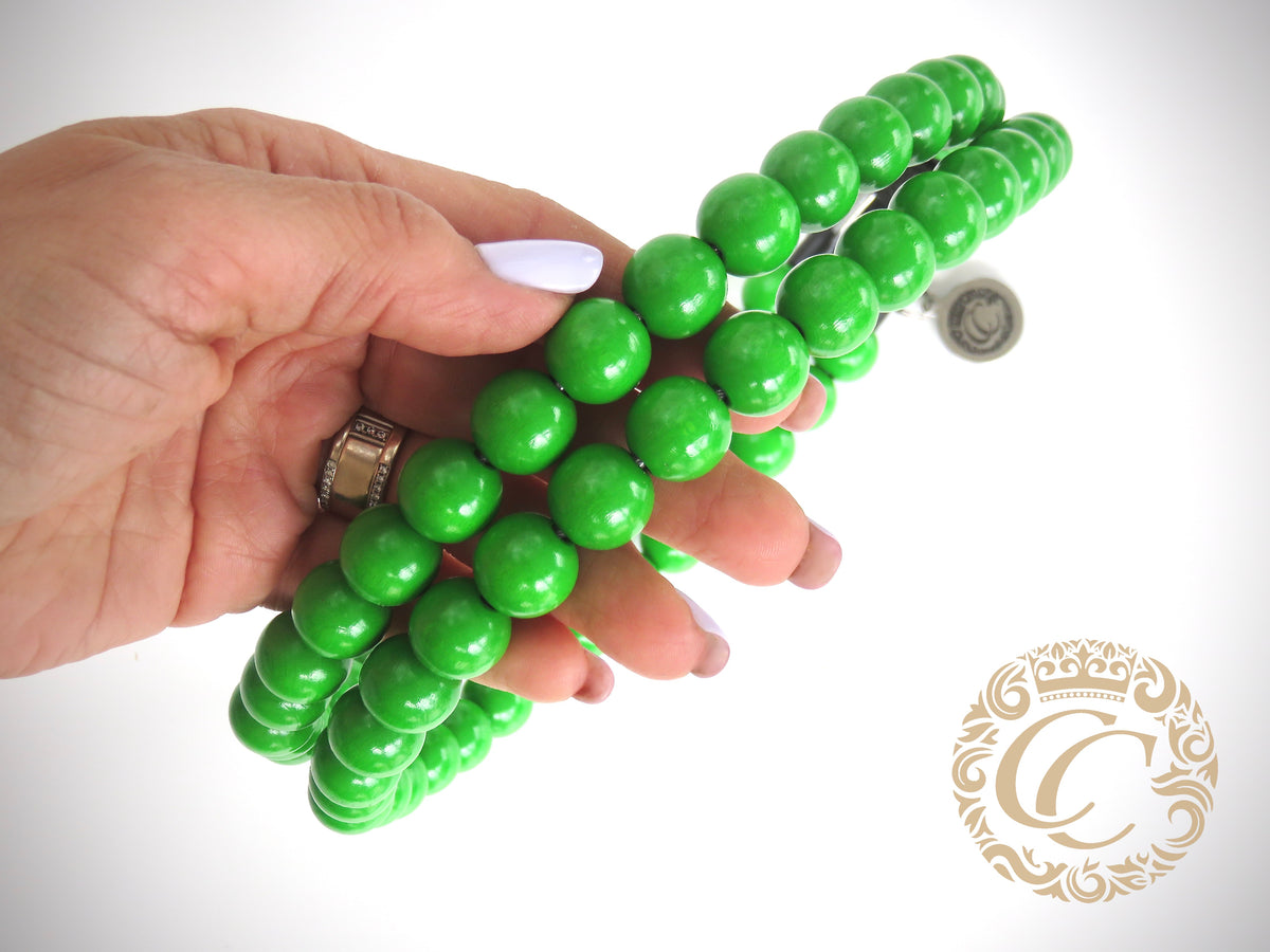 Dog collar Double Lucky Green | St Patrick's Dog Collars | Green dog Collars | CollarCrafts | dogcollar | collar | honden halsband | Buckle dog collar Christmas | bead dog collars | Holiday mood collar | beaded dog collar | beaded dog collars | wooden bead dog collars | alu max com dog collars | beaded collars for dogs | St Patrick's Day dog collars