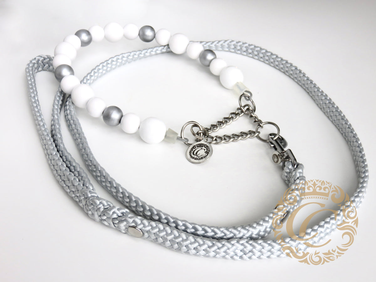 Dog collar Snow Queen Silver | Dog Collars | Custom made dog Collars | CollarCrafts | dogcollar | collar | honden halsband | hondenhalsband | honden halsbanden en leibanden | Luxury dog collars | Dog necklace collar | Buckle dog collar | Martingale dog collars | wooden bead dog collars | alu max com dog collars | beaded collars for dogs | Beaded dog collars | collarcrafts