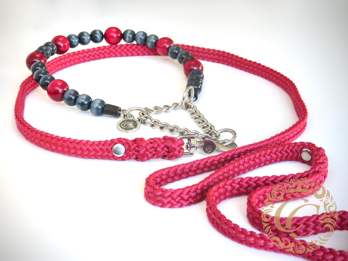 Dog collar Forest Berries | Dog Collars | Luxury Dog Collars | CollarCrafts | dogcollar | collar | honden halsband | Martingale dog collar | bead dog collars | collar leash set | beaded dog collar | dog accessories | wooden bead dog collars | alu max com dog collars | Natural collars for dogs | Blue Red dog collars