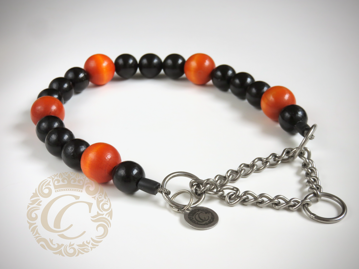 Handmade dog collar Orange Black Maxi | Dog Collars | Cat Collars | CollarCrafts | dogcollar | collar | hondenhalsband | hondenband | Kattenhalsband | bead dog collars | cat mood collar | beaded dog collar | beaded dog collars | wooden bead dog collars | alu max com dog collars | fall theme collars for dogs | helloween dog collars | collarcrafts