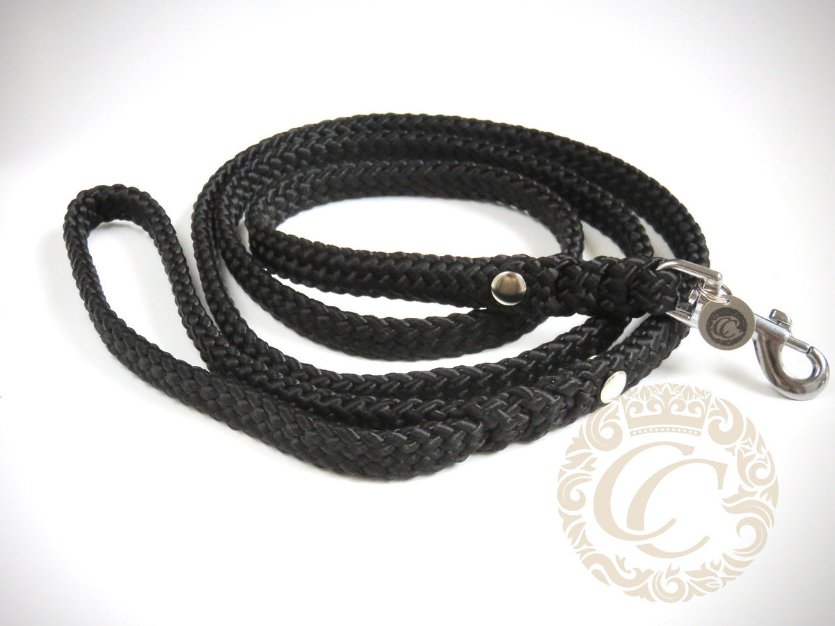 Dog leash for small & medium dogs Black Mini | collarcrafts leash handmade | dogleash | leash paracord | hondenleiband | leiband | dag leash small tog | cat leash | mini dog leash