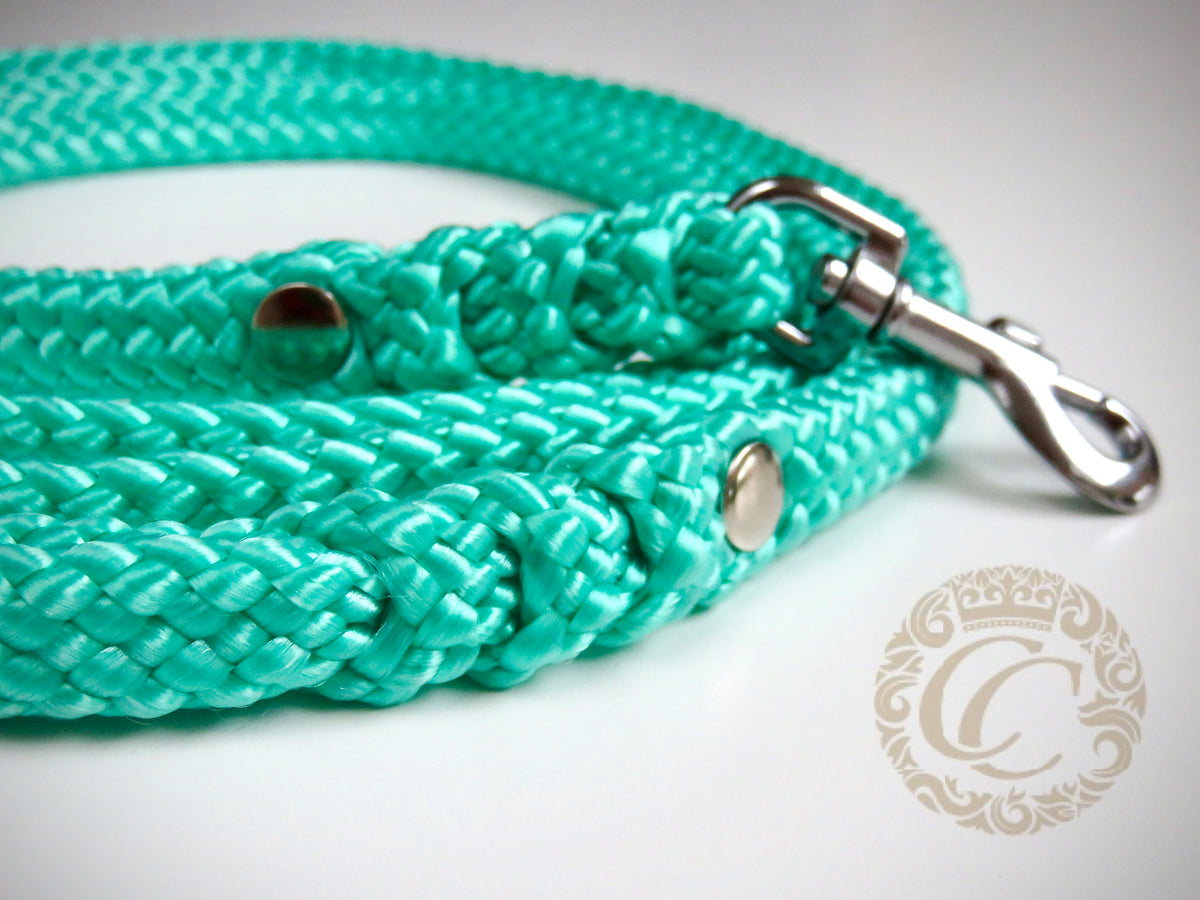 Dog leash for small & medium dogs Mint | Dog Leashes | CollarCrafts | | Paracord dog leashes | Mint dog leash | Small dogs leashes | Custom made dog leash | Paracord leash for small dogs | Washable dog leash | Mini dogs leashes | Durable dog leashes | Green Blue dog leashes | Aqua blue dog leash