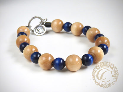 Dog collar Beige Blue | handmade dog collars | halsband | collarcrafts | dogcollar | collar | honden halsband | Natural beads dog collar | bead dog collars | Custom made dog neckwear | Luxury dog collar | Handmade dog collars | wooden bead dog collars | alu max com dog collars | Wooden beads collars for dogs | Natural dog collars