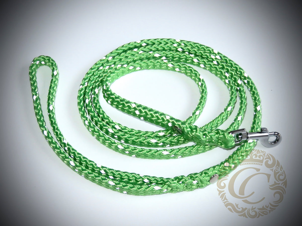 Dog leash for small & medium dogs Reflective Green | CollarCrafts dog leashes and collars | Dog leash paracord | Dog leash washable | Green dog lead | Mini dog leashes | Green reflective paracord leash | dog lead | Custom made leashes | Small dog leash | Apple green collar leash set