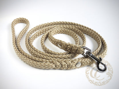 Handmade dog leash Beige Mini  | CollarCrafts dog leashes and collars| paracord dog leash | doglead | leash small dogs | hondenband | Kattenleiband | bead dog collars and leashes | cat leash | beaded dog collar | beaded dog collars | wooden bead dog collars | alu max com dog collars | leashes for dogs | paracord dog leashes | collarcrafts