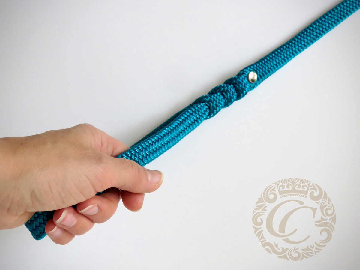 Dog leash for medium & large dogs Aqua | Dog Collars | Cat Collars | CollarCrafts | dogcollar | collar | hondenhalsband | hondenband | Kattenhalsband | bead dog collars | cat mood collar | beaded dog collar | beaded dog collars | wooden bead dog collars | alu max com dog collars | beaded collars for dogs | rainbow dog collars | collarcrafts