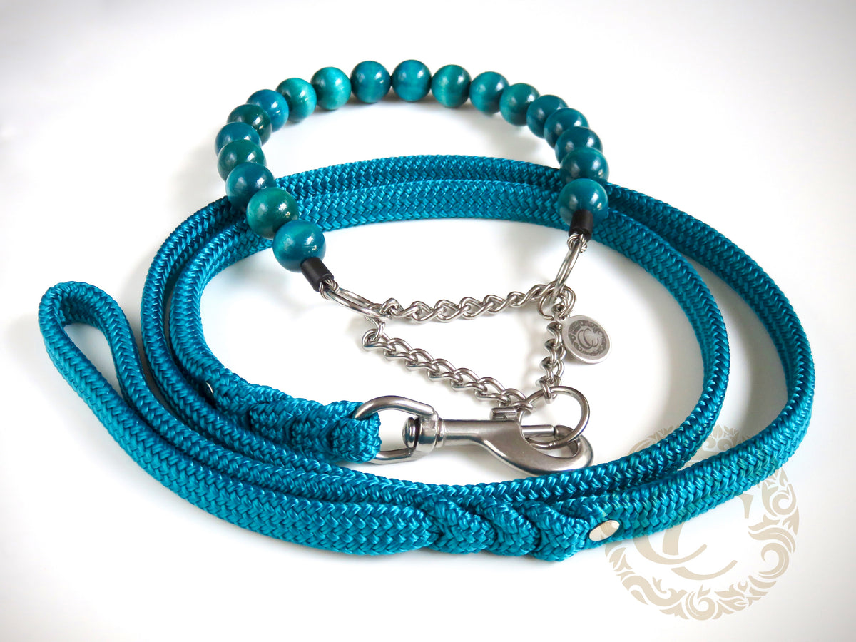 Dog leash for medium & large dogs Aqua | Dog Collars | Cat Collars | CollarCrafts | dogcollar | collar | hondenhalsband | hondenband | Kattenhalsband | bead dog collars | cat mood collar | beaded dog collar | beaded dog collars | wooden bead dog collars | alu max com dog collars | beaded collars for dogs | rainbow dog collars | collarcrafts
