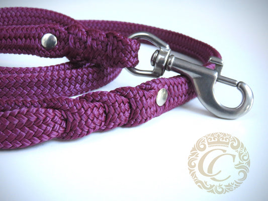 Handmade dog leash CollarCrafts / paracord dog leash | dogcollar | collar | hondenhalsband | hondenband | Kattenhalsband | bead dog collars | cat mood collar | beaded dog collar | beaded dog collars | wooden bead dog collars | alu max com dog collars | beaded collars for dogs | rainbow dog collars | collarcrafts