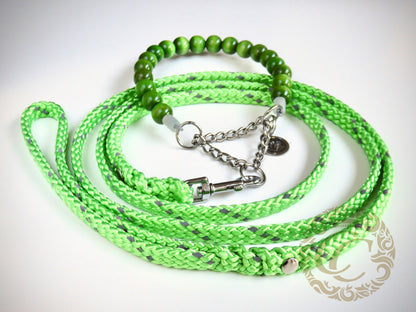 Dog collar Green Apple Mini | handmade dog collar | collarcrafts | dogcollar | halsband | dogcollar | collar | hondenhalsband | hondenband | Kattenhalsband | bead dog collars | cat mood collar | beaded dog collar | beaded dog collars | wooden bead dog collars | alu max com dog collars | beaded collars for dogs | rainbow dog collars | collarcrafts