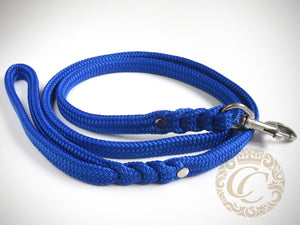 Dog leash for medium & large dogs Royal Blue | Dog Leashes | Paracord leashes | Handmade dog leash | Dog lead | Blue leash for dog | Collar leash sets for dogs | Washable leash | Honden leibanden | Leiband Paracord | CollarCrafts | 
