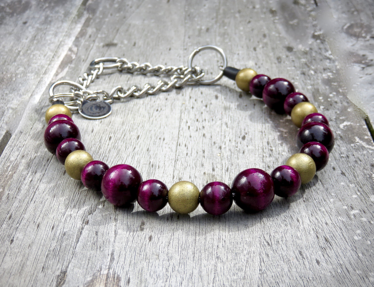 Dog collar Burgundy Queen | Dog Collars | Cat Collars | CollarCrafts | dogcollar | collar | hondenband | Kattenhalsband | bead dog collars | cat mood collar | beaded dog collar | beaded dog collars | wooden bead dog collars | alu max com dog collars | beaded collars for dogs | rainbow dog collars