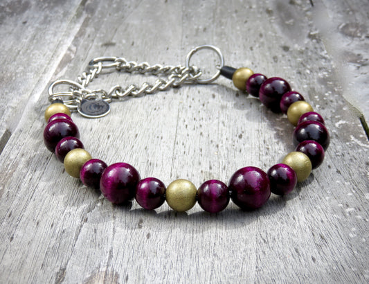 Dog collar Burgundy Queen | Dog Collars | Cat Collars | CollarCrafts | dogcollar | collar | hondenband | Kattenhalsband | bead dog collars | cat mood collar | beaded dog collar | beaded dog collars | wooden bead dog collars | alu max com dog collars | beaded collars for dogs | rainbow dog collars