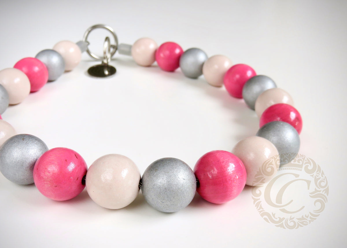 Dog collar Shiny Girl | Girly dog collar | dog collar | hondenlalsband | Pink Silver dog collar | bead dog collars | Luxury dog collars | beaded dog collar | beaded dog collars | wooden bead dog collars | alu max com dog collars | beaded collars for dogs | Pink dog collars | Martingale dog collars | Buckle dog collars | Holidays dog collars | Wedding dog collars | CollarCrafts