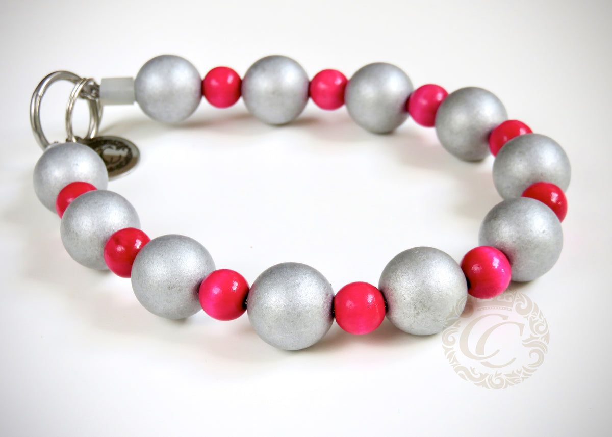 Handmade dog collar Pink Silver | Dog Necklaces | Dog Collars and leashes | CollarCrafts | dogcollar | collar | Design dog collar | Beads dog collars | beaded collars for dogs | Handmade dog collar | Luxury dog collar | beaded dog collars | wooden bead dog collars | alu max com dog collars | Unbreakable necklaces for dogs | Pink Silver dog collars | Girly dog collar