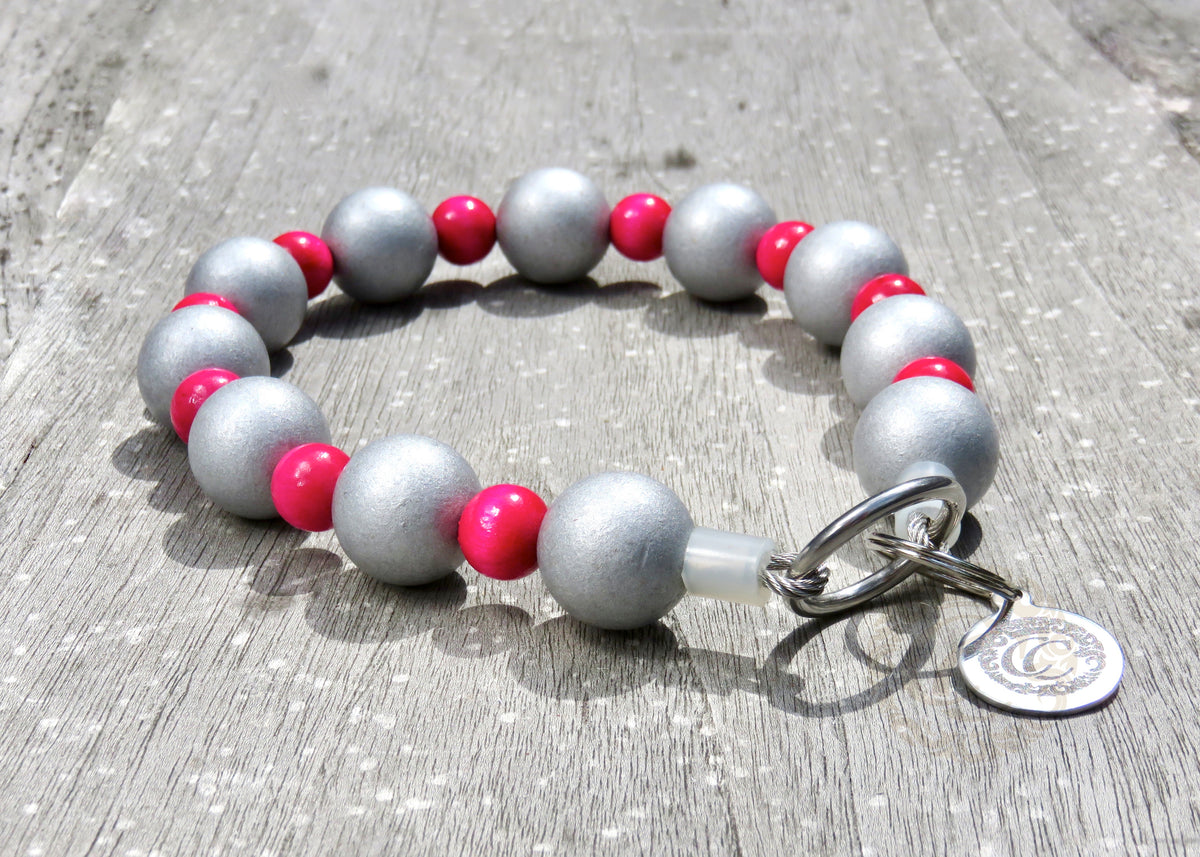 Handmade dog collar Pink Silver | Dog Necklaces | Dog Collars and leashes | CollarCrafts | dogcollar | collar | Design dog collar | Beads dog collars | beaded collars for dogs | Handmade dog collar | Luxury dog collar | beaded dog collars | wooden bead dog collars | alu max com dog collars | Unbreakable necklaces for dogs | Pink Silver dog collars | Girly dog collar