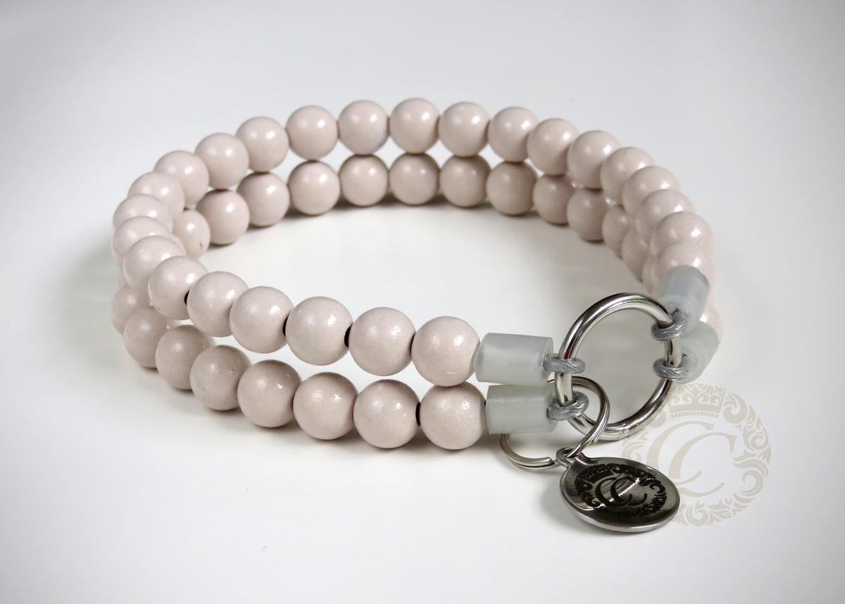 dog collar Double Snowberry | CollarCrafts | dog collar | colarcrafts dog collars | Designer dog collars | Hondenhalsband | bead dog collars | Luxury dog collar | custom dog collar | martingale dog collars | wooden bead dog collars | alu max com dog collars | beaded collars for dogs | white dog collars | collarcrafts