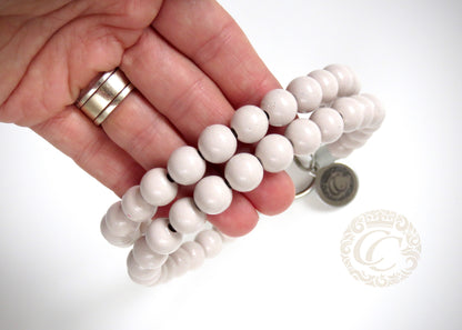 dog collar Double Snowberry | CollarCrafts | dog collar | colarcrafts dog collars | Designer dog collars | Hondenhalsband | bead dog collars | Luxury dog collar | custom dog collar | martingale dog collars | wooden bead dog collars | alu max com dog collars | beaded collars for dogs | white dog collars | collarcrafts
