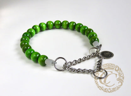 Dog collar Green Apple Mini | handmade dog collar | collarcrafts | dogcollar | halsband | dogcollar | collar | hondenhalsband | hondenband | Kattenhalsband | bead dog collars | cat mood collar | beaded dog collar | beaded dog collars | wooden bead dog collars | alu max com dog collars | beaded collars for dogs | rainbow dog collars | collarcrafts